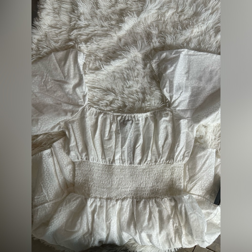 Lulu’s White Tiers To Me Puff Sleeve Tiered Skater Mini Dress Size M. NWT. - Picture 5 of 8